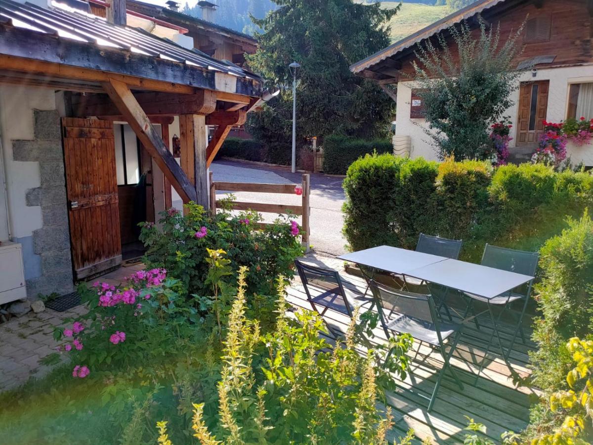 La Duchere 6 Personnes Le Plan La Giettaz Esterno foto