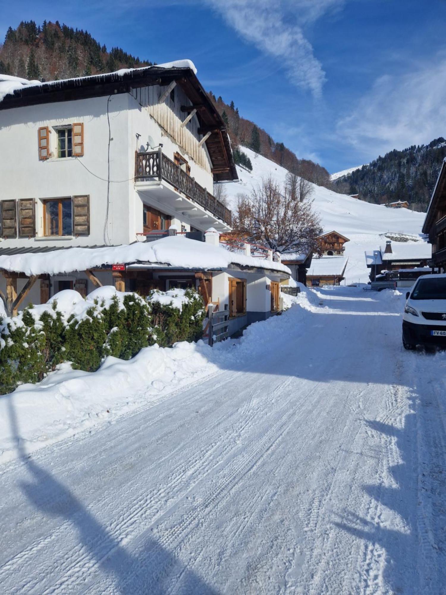 La Duchere 6 Personnes Le Plan La Giettaz Esterno foto